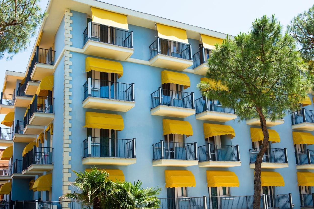 Hotel Fabrizio Rimini Exterior photo